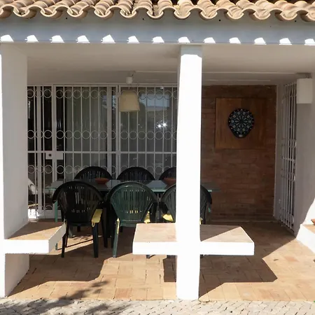 Casa Do Cedro Дом отдыха Албуфейра